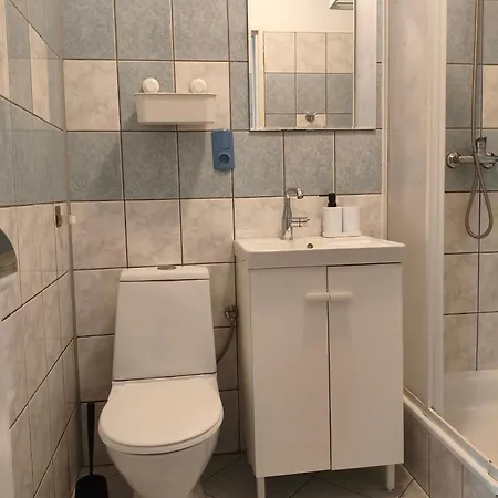 Kapitanska 3